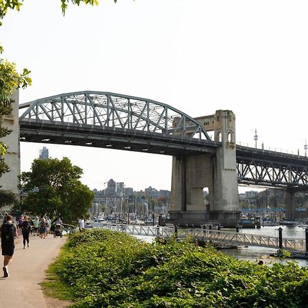 Unique Downtown Experience Steps From English Bay Apartamento Vancouver Exterior foto